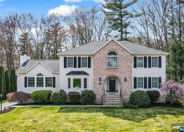 Property at 35 Cherbourg Dr, West Milford, NJ 07480, 5 beds, 3.5 baths