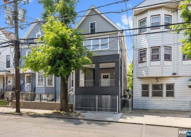 Property at 164 Parker St, Newark, NJ 07104, 7 beds, 3 baths