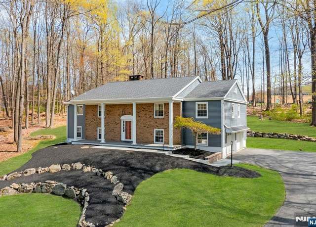 Property at 155 Andover Rd, Sparta, NJ 07871, 4 beds, 3 baths