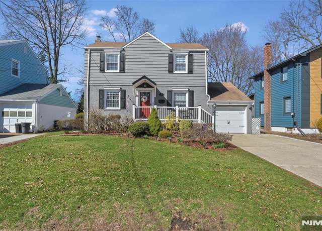 Property at 94 Hillcrest Dr, Dumont, NJ 07628, 3 beds, 2 baths