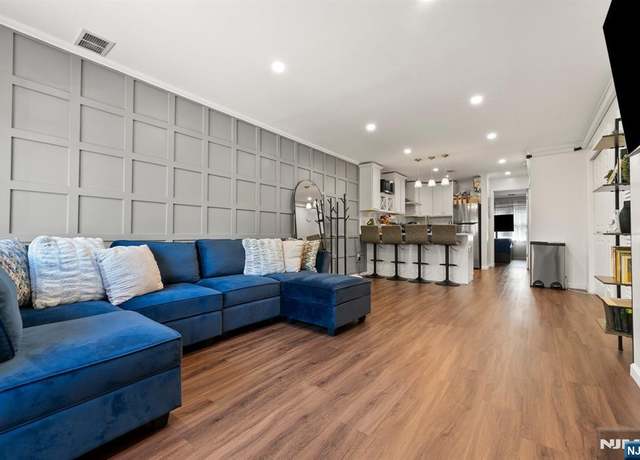 Property at 235 Dakota St #10, Paterson, NJ 07503, 1 bed, 1 bath