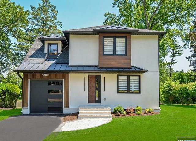Property at 72 Roosevelt St, Cresskill, NJ 07626, 3 beds, 3 baths