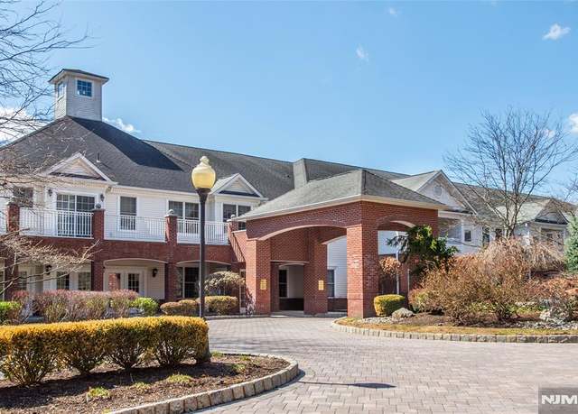 Property at 100 Ridgewood Rd #212, Twp Of Washington, NJ 07676, 2 beds, 2 baths