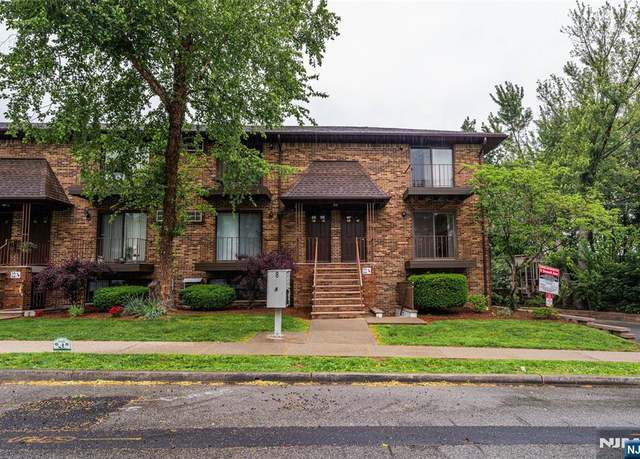 Property at 8 Sewall Ave Unit 6B, Clifton, NJ 07011, 1 bed, 1 bath