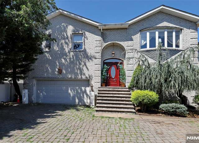 Property at 557 Schuyler Ave, North Arlington, NJ 07031, 6 beds, 3.5 baths