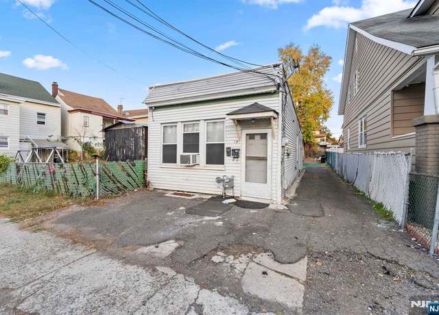 Property at 101 Madison Ave, Paterson, NJ 07524, 2 beds, 2 baths