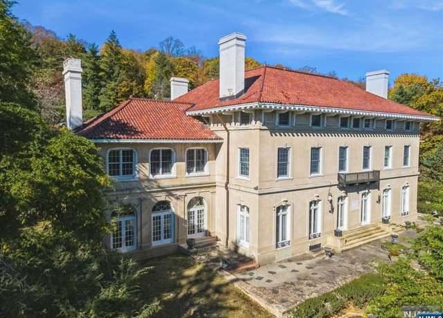 Property at 207 Union St, Montclair, NJ 07042, 10 beds, 12 baths