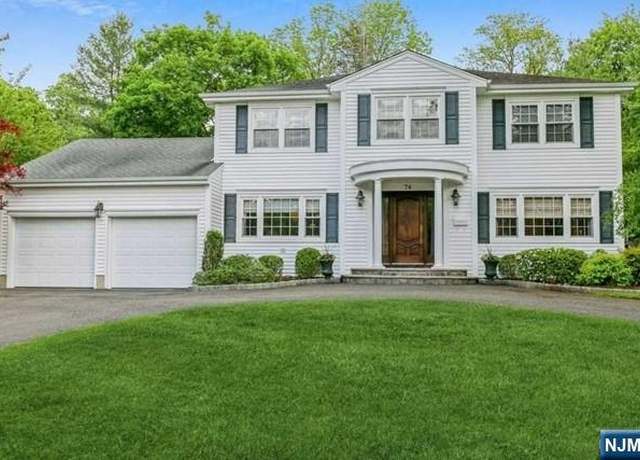 Property at 74 O Shaughnessy Ln, Closter, NJ 07624, 4 beds, 2.5 baths