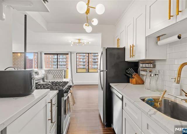 Property at 150 Overlook Ave Unit 8G, Hackensack, NJ 07601, 1 bed, 1 bath