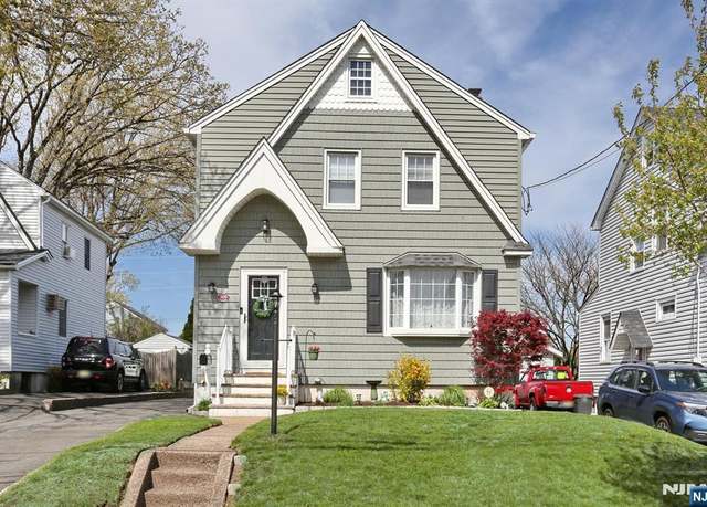 Property at 309 Sussex Rd, Wood Ridge, NJ 07075, 4 beds, 2.5 baths