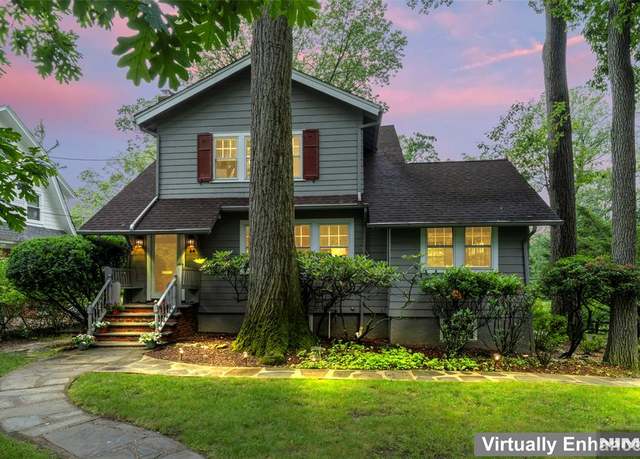 Property at 34 Mountain Rd, Verona, NJ 07044, 3 beds, 3 baths
