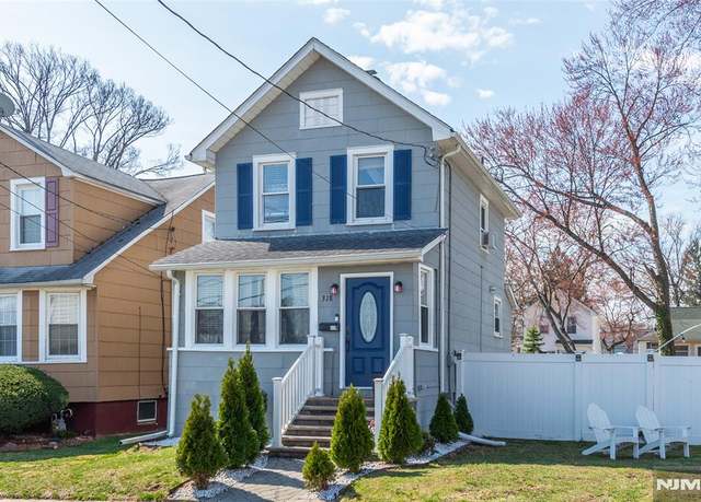 Property at 318 Cristiani St, Roselle, NJ 07203, 3 beds, 1.5 baths