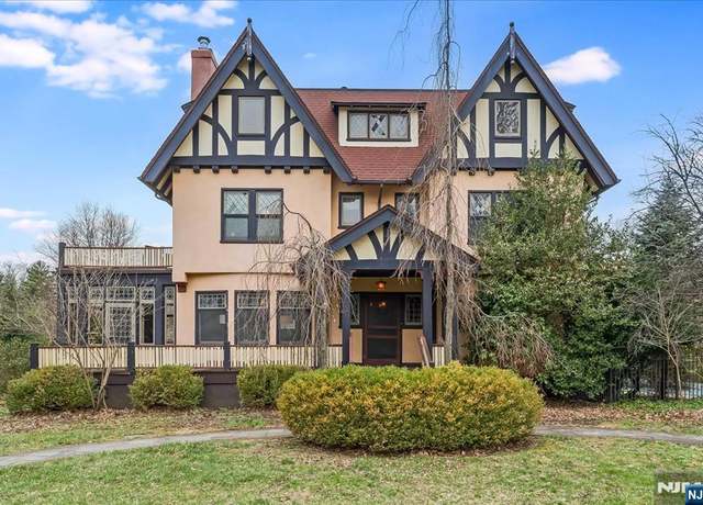 Property at 2 Russell Ter, Montclair, NJ 07042, 8 beds, 3.5 baths