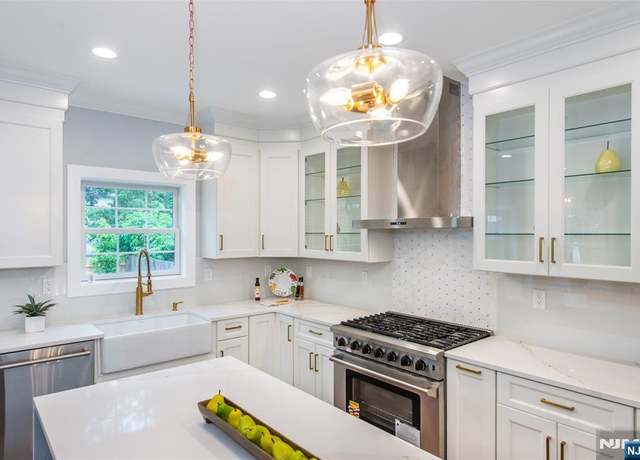 Property at 231 Ward Pl, South Orange Village, NJ 07079, 4 beds, 4 baths