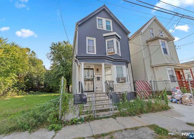 Property at 132 Badger Ave, Newark, NJ 07108, 3 beds, 2.5 baths