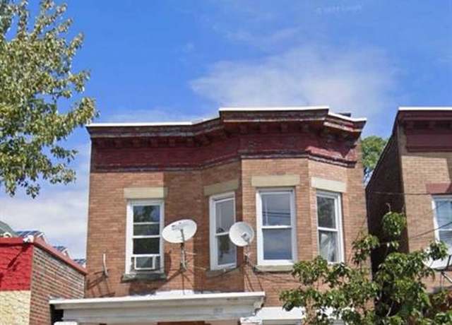 Property at 212 61st St, West New York, NJ 07093, 6 beds, 3.5 baths