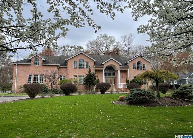 Property at 491 Brookside Ave, Allendale, NJ 07401, 6 beds, 6 baths