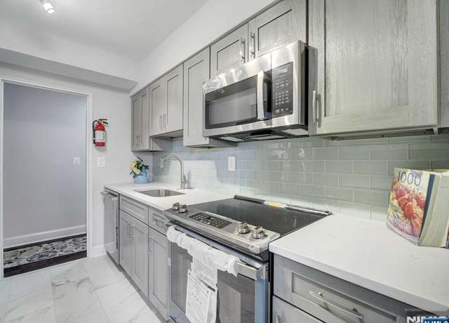 Property at 377 S Harrison St Unit 5H, East Orange, NJ 07018, 2 beds, 2 baths