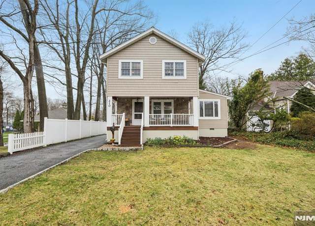 Property at 210 Webb Ave, River Edge, NJ 07661, 4 beds, 2 baths