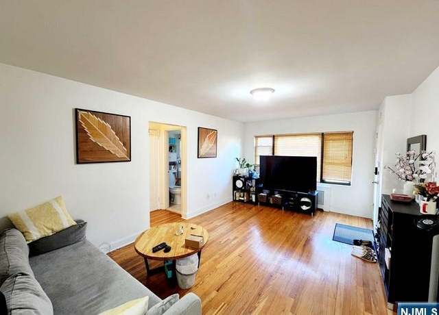 Property at 2163C N Central Rd Unit C, Fort Lee, NJ 07024, 1 bed, 1 bath