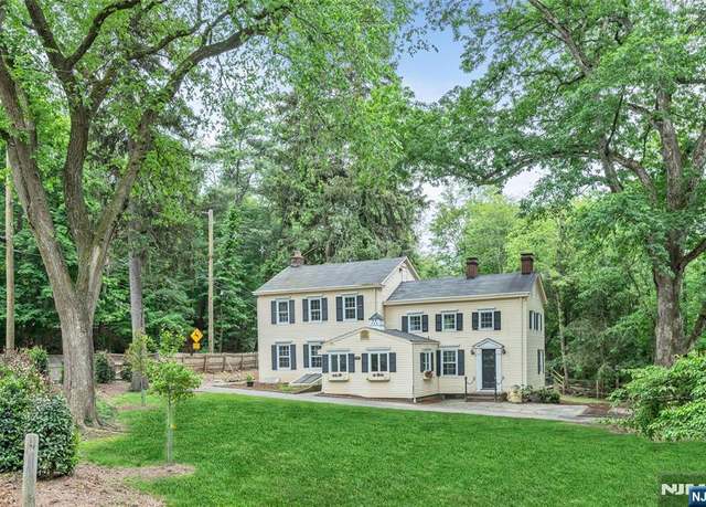 Property at 622 E Saddle River Rd, Ho-ho-kus, NJ 07423, 3 beds, 2.5 baths