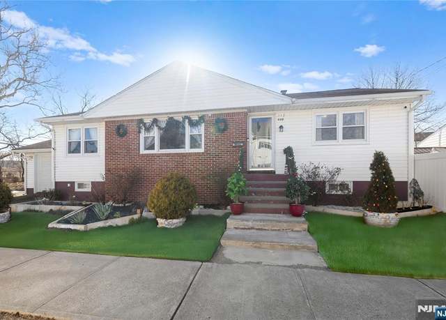 Property at 113 Totowa Ave, Paterson, NJ 07502, 3 beds, 2 baths