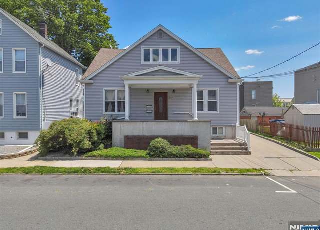 Property at 280 Highland Ave, Kearny, NJ 07032, 4 beds, 3 baths