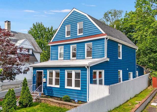 Property at 127 Stephens St, Belleville, NJ 07109, 4 beds, 3 baths