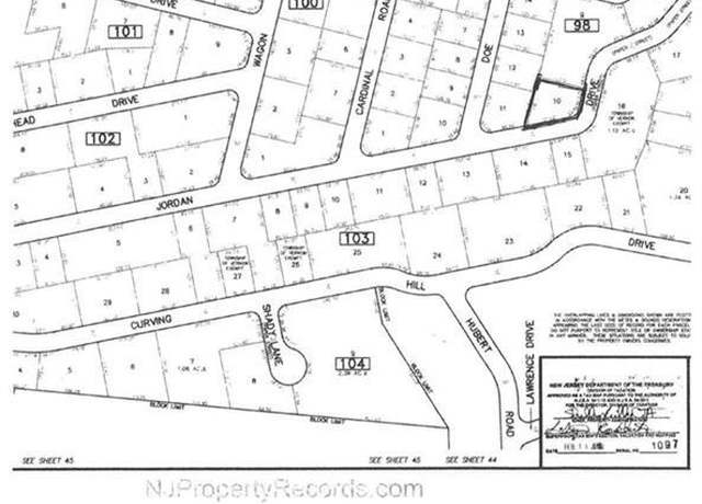 Property at 37 Jordan Dr, Vernon, NJ 07422