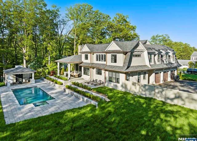 Property at 396 Knollwood Rd, Ridgewood, NJ 07450, 6 beds, 7.5 baths