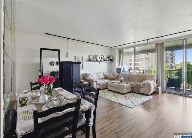 Property at 5 Horizon Rd #306, Fort Lee, NJ 07024, 1 bath