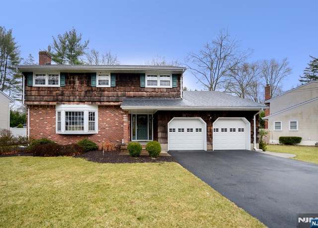 Property at 67 Benson Ave, Westwood, NJ 07675, 4 beds, 2.5 baths