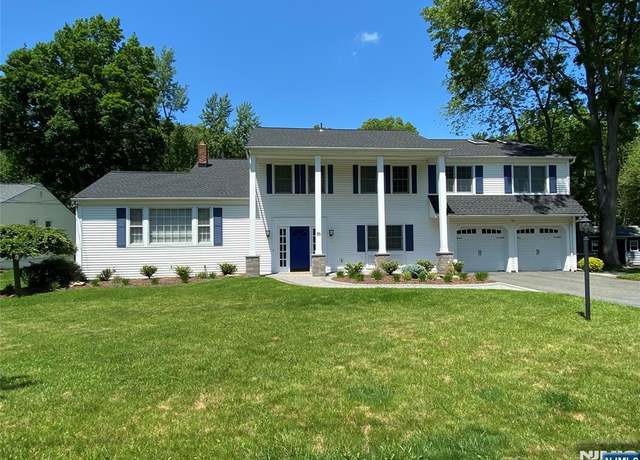 Property at 30 Normandy Dr, Par-troy Hills Twp., NJ 07054, 5 beds, 2.5 baths