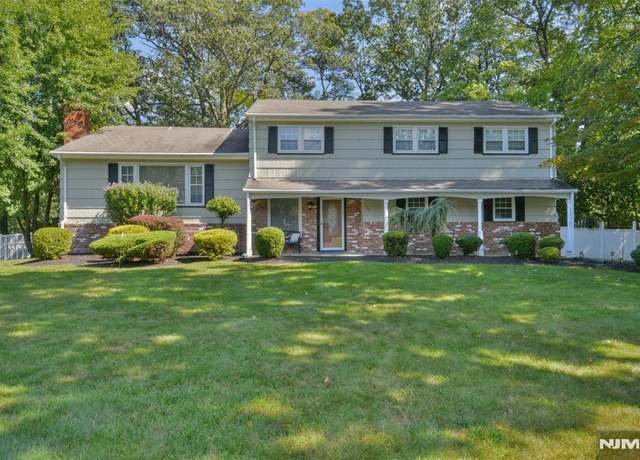 Property at 118 Ullman Ave, Wyckoff, NJ 07481, 4 beds, 3 baths