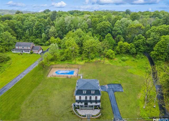 Property at 163 County Road 645, Sandyston, NJ 07826, 6 beds, 4.5 baths