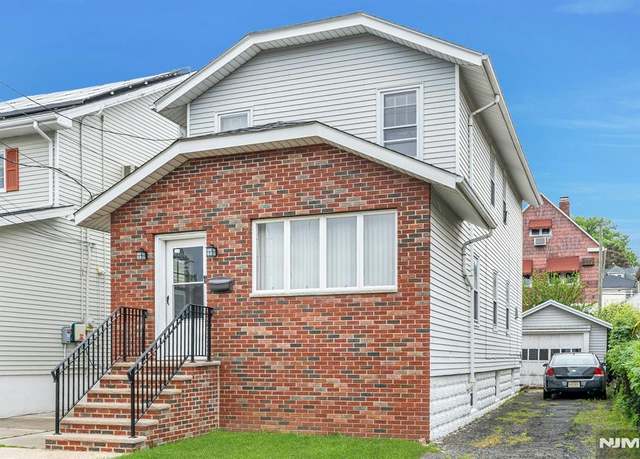 Property at 56 Highland Ave, Kearny, NJ 07032, 3 beds, 1.5 baths