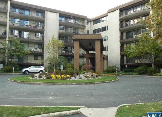 Property at 521 Piermont Ave #207, River Vale, NJ 07675, 1 bed, 1.5 baths