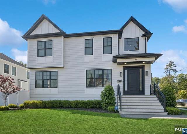 Property at 75 Bergen St, Westwood, NJ 07675, 5 beds, 4.5 baths