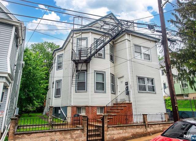 Property at 285-287 Paxton, Paterson, NJ 07503, 7 beds, 4 baths