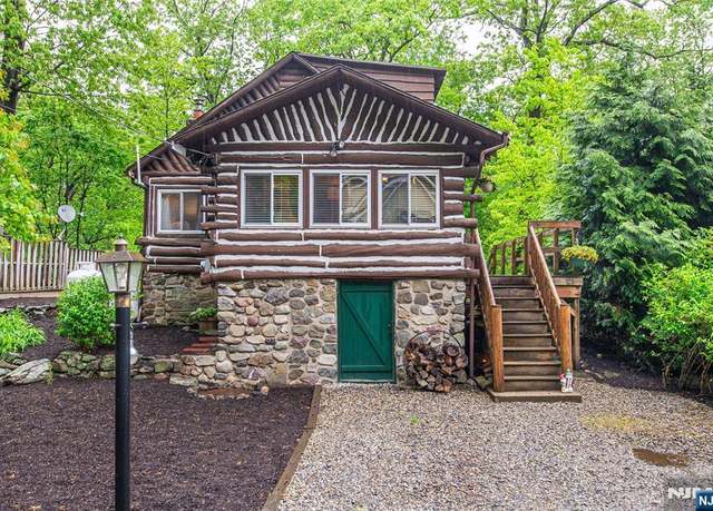 Property at 51 Dogwood Ln, West Milford, NJ 07421, 2 beds, 1 bath