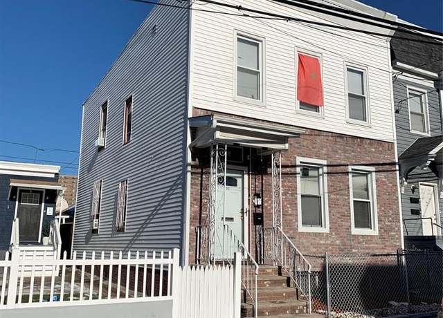 Property at 38 Arverne Ter, Irvington, NJ 07111, 2 beds, 2 baths