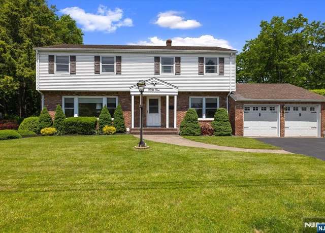 Property at 45 Churchill Rd, Cresskill, NJ 07626, 4 beds, 2.5 baths