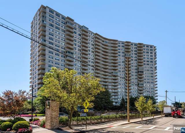 Property at 2000 Linwood Ave Unit 21R, Fort Lee, NJ 07024, 2 beds, 2 baths
