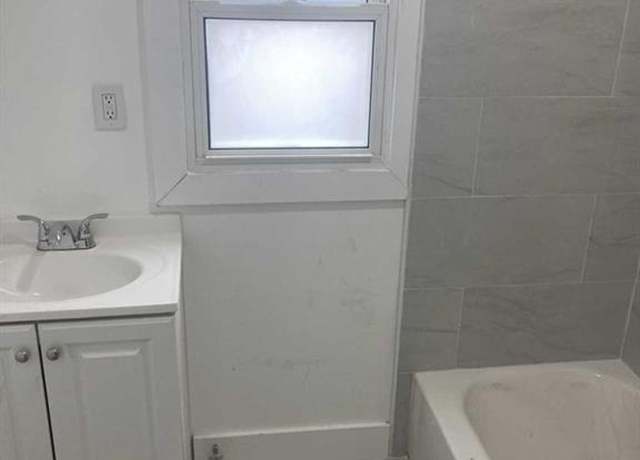 Property at 163 N 12th St, Newark, NJ 07107, 4 beds, 4.5 baths