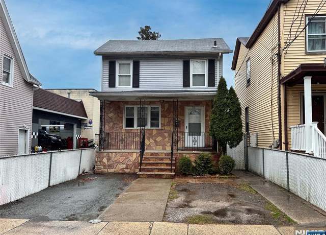 Property at 74 Union St, Hackensack, NJ 07601, 4 beds, 1.5 baths