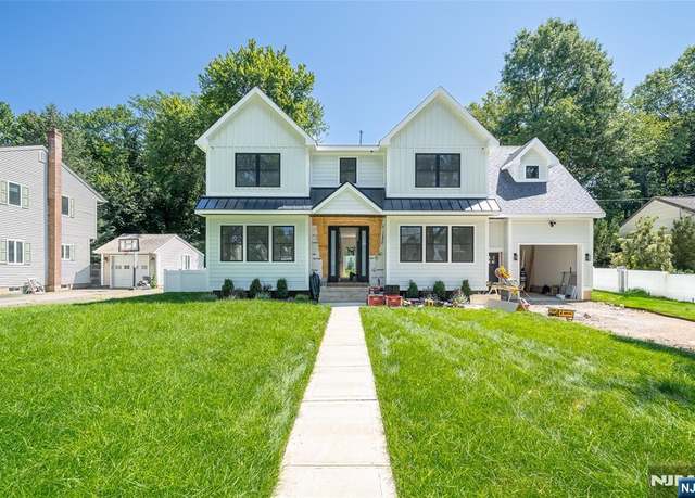 Property at 43 Hazelhurst Ave, Glen Rock, NJ 07452, 5 beds, 4.5 baths
