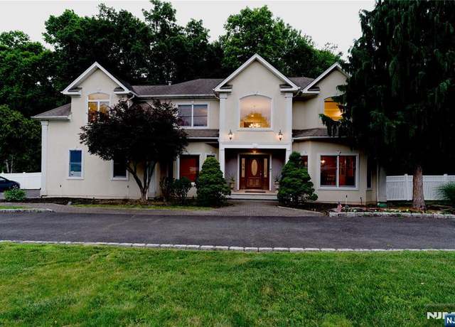 Property at 371 14th St, Norwood, NJ 07648, 4 beds, 3.5 baths
