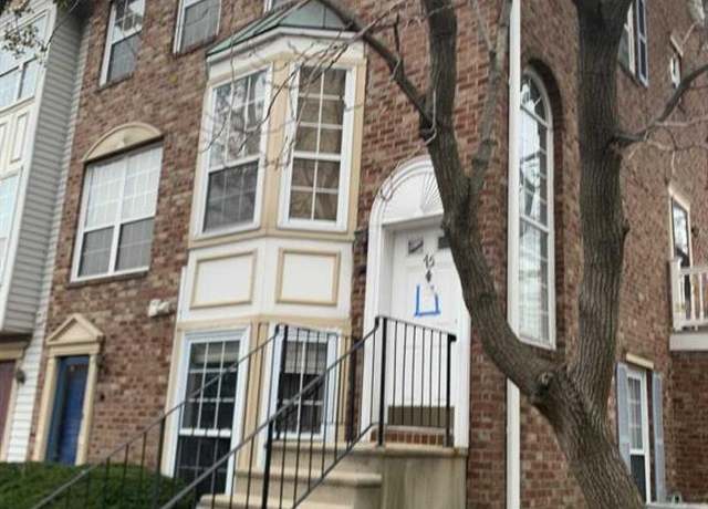 Property at 45 Howard St, Newark, NJ 07103, 2 beds, 2.5 baths