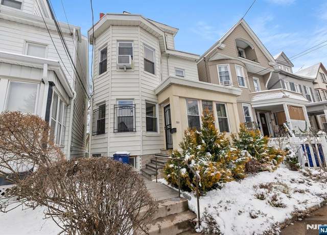 Property at 751 25th St, Paterson, NJ 07504, 6 beds, 3 baths