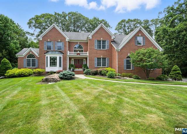 Property at 10 Melissa Dr, Denville Township, NJ 07834, 4 beds, 4.5 baths